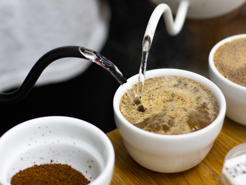 Как приготовить кофе в чашке?