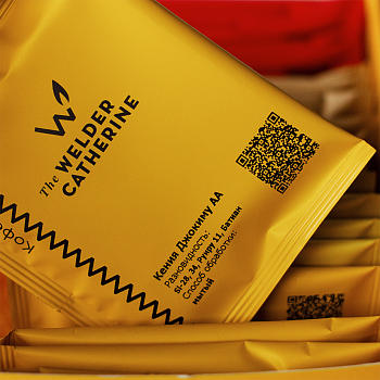 Новогодний подарочный бокс