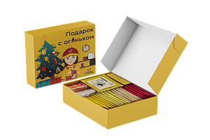 Новогодний подарочный бокс